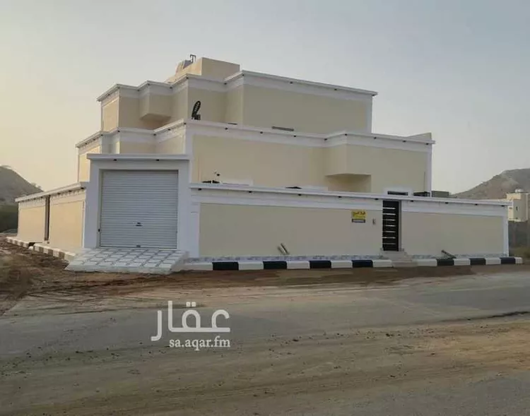 فيلا للبيع في حي مربه, مدينة مندرمربة, منطقة عسير