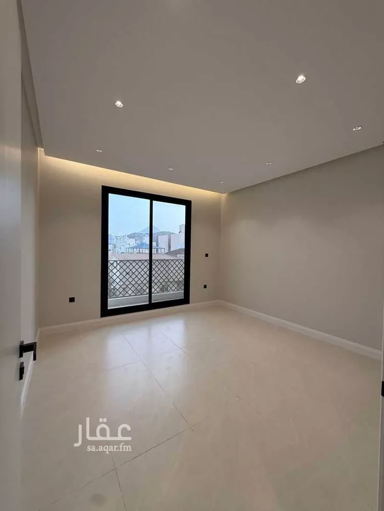 شقة للبيع في شارع بكير الاشج, حي بطحاء قريش, مدينة مكة المكرمة, منطقة مكة المكرمة 1 صورة