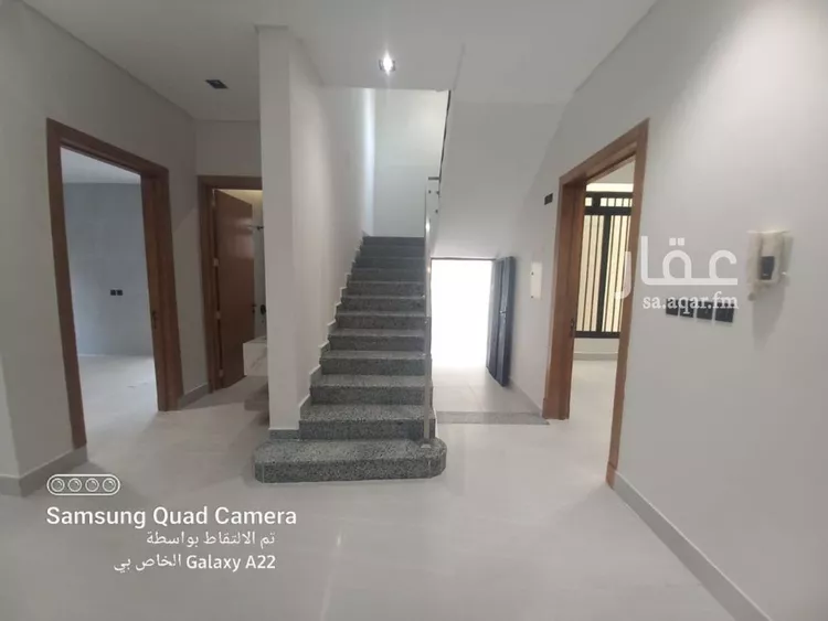 فيلا للبيع في شارع المغيرة بن عياش, حي العريجاء الأوسط, مدينة الرياض, منطقة الرياض صورة 5
