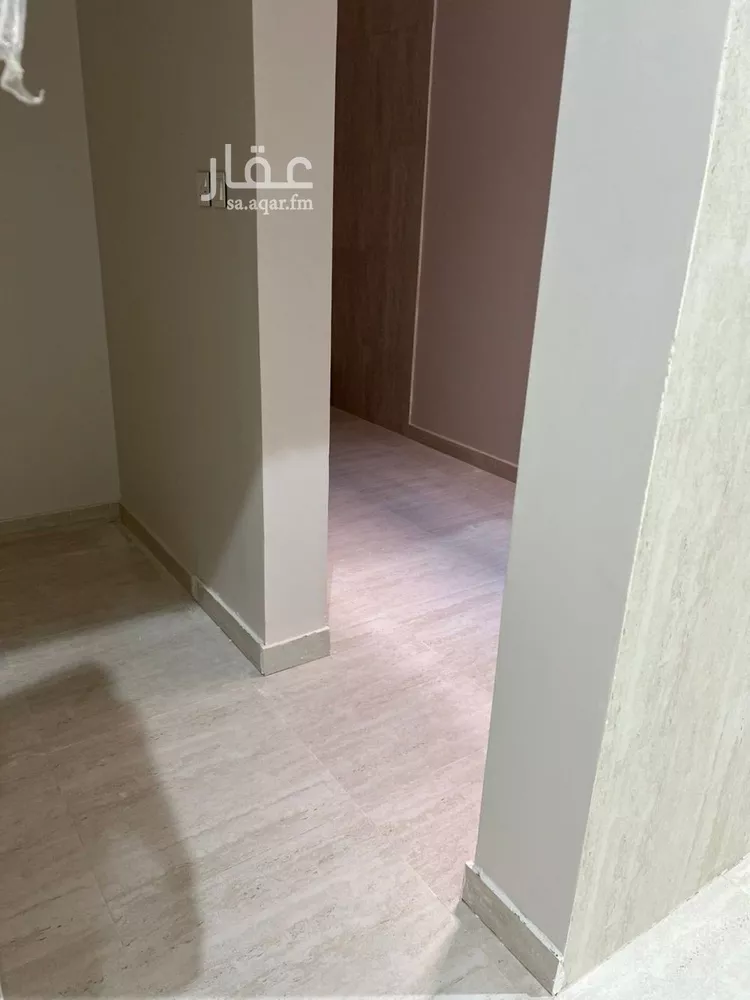 فيلا للبيع في شارع احمد بن سعد الاصبهاني, حي الرمال, مدينة الرياض, منطقة الرياض