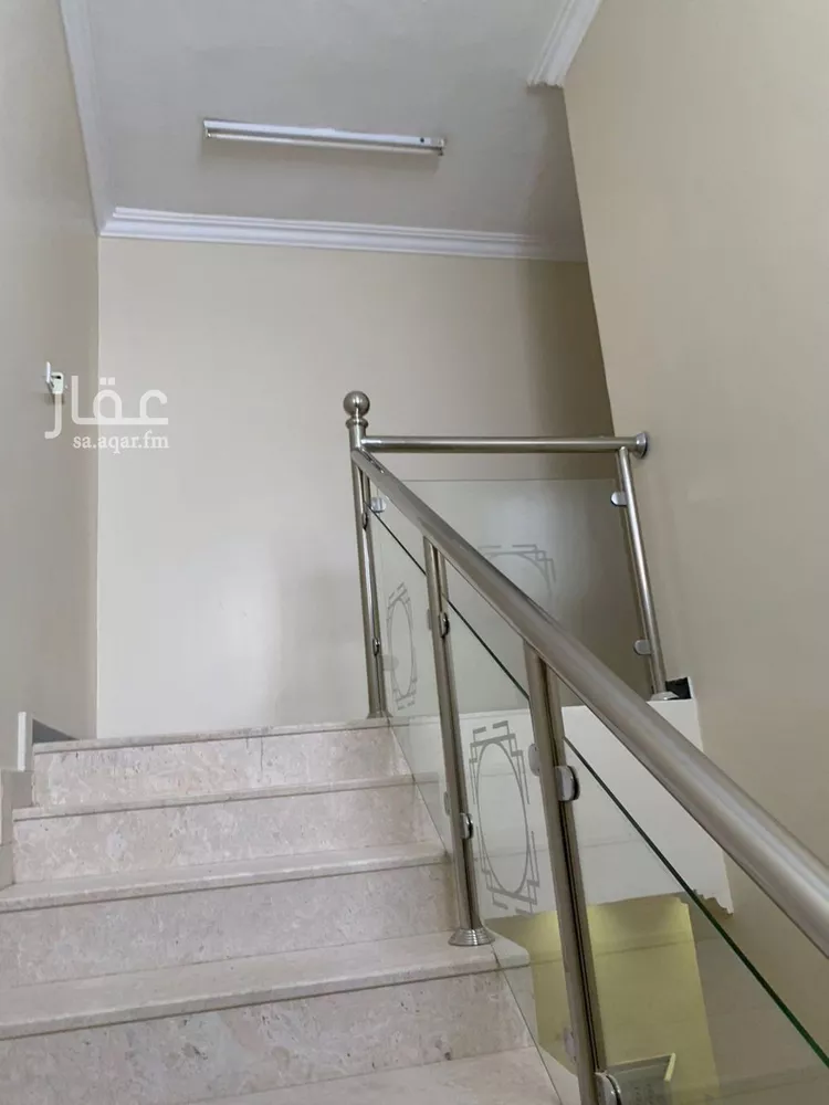 فيلا للإيجار في شارع أحمد بن هارون, حي الرمال, مدينة الرياض, منطقة الرياض صورة 2