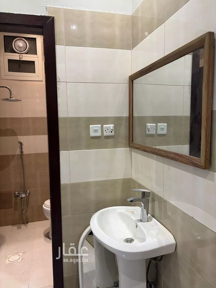 شقة للإيجار في شارع عمر بن بريق, حي العوالي, مدينة الرياض, منطقة الرياض صورة 4