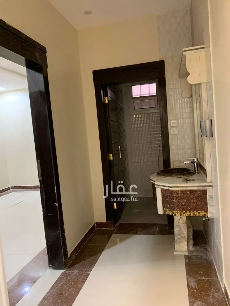 فيلا للإيجار في شارع أحمد بن هارون, حي الرمال, مدينة الرياض, منطقة الرياض صورة 4