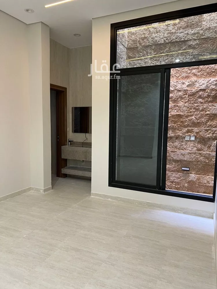 فيلا للبيع في شارع احمد بن سعد الاصبهاني, حي الرمال, مدينة الرياض, منطقة الرياض صورة 2