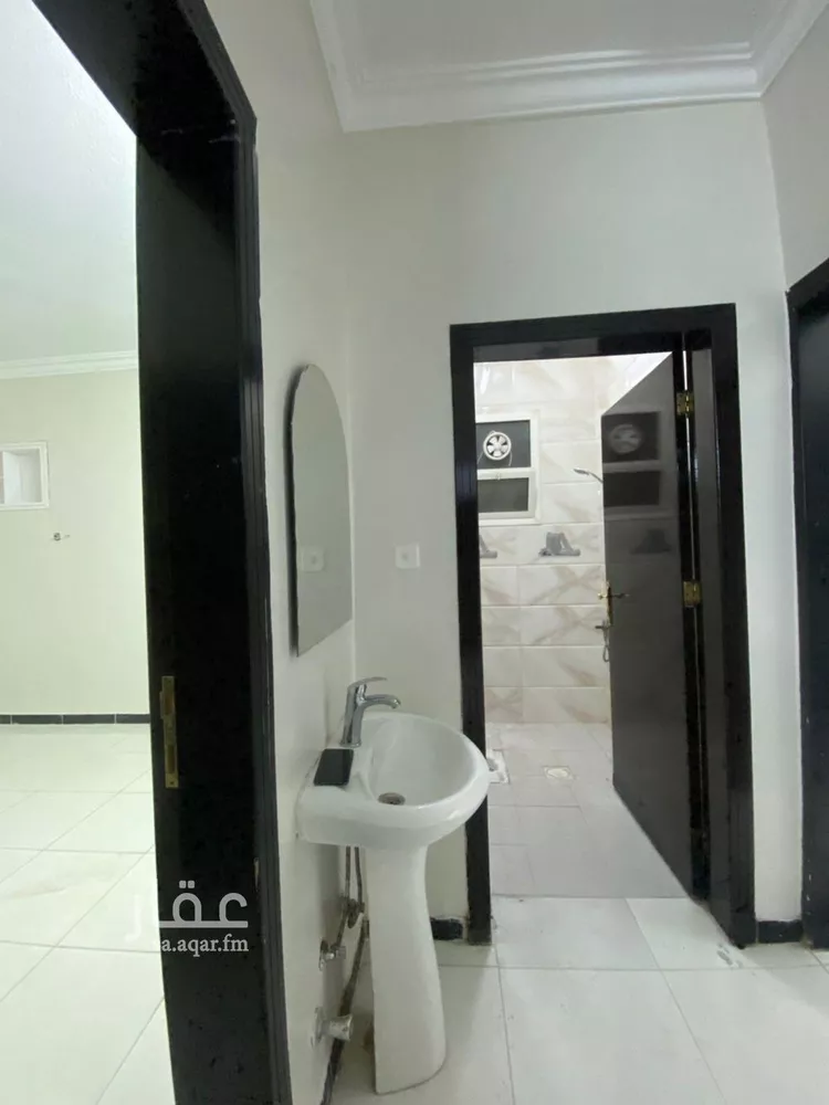 شقة للإيجار في شارع عمر بن بريق, حي العوالي, مدينة الرياض, منطقة الرياض صورة 2