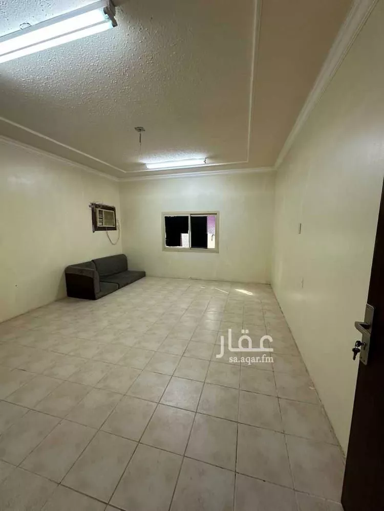 شقة للإيجار في شارع شارع الأمير مشهور بن عبد العزيز, حي المرقاب, مدينة الاحساء, المنطقة الشرقية صورة 2