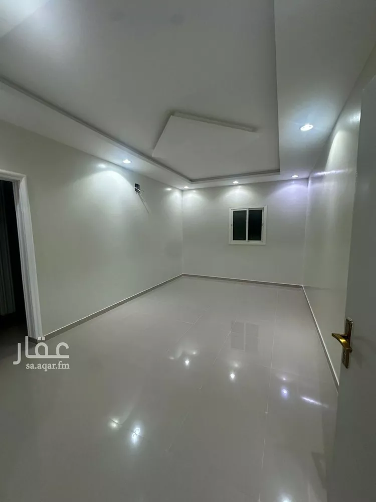 شقة للإيجار في شارع داود الأصبهاني, حي المهدية, مدينة الرياض, منطقة الرياض