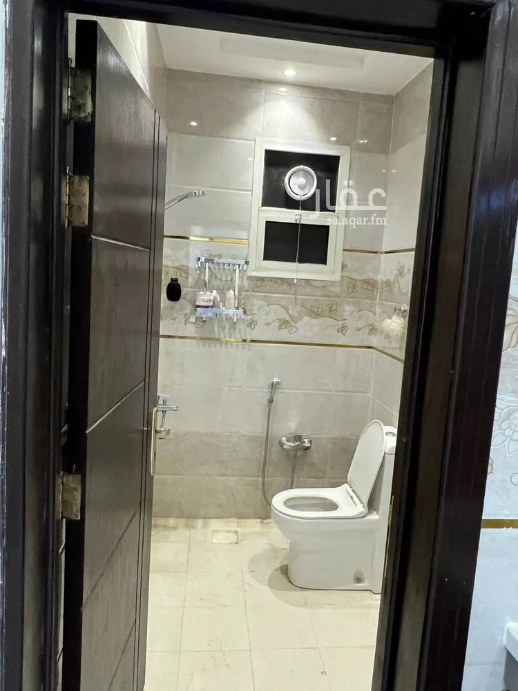 شقة للإيجار في شارع أبي عبيدة النابلسي, حي عكاظ, مدينة الرياض, منطقة الرياض صورة 5