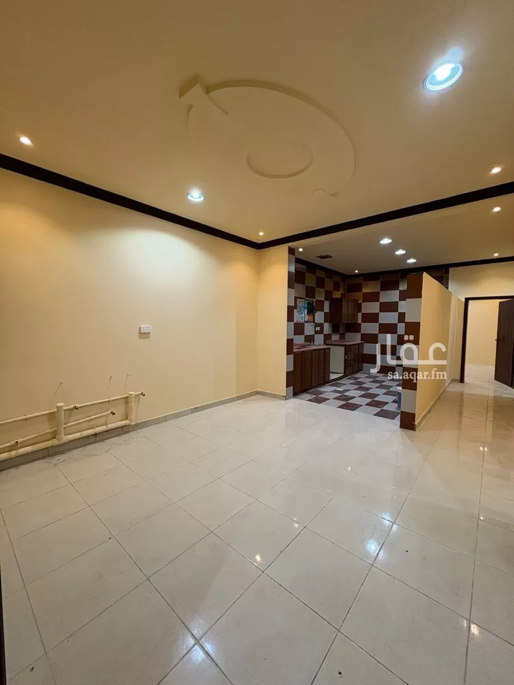 شقة للإيجار في شارع ام المؤمنين زينب بنت خزيمة, حي الحزام الذهبي, مدينة الاحساء, المنطقة الشرقية صورة 3