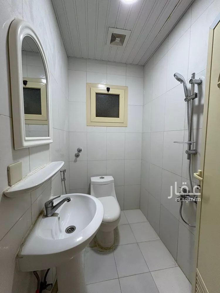 شقة للإيجار في شارع عبيد الله بن ابي يزيد, حي محاسن الأول, مدينة الاحساء, المنطقة الشرقية صورة 2