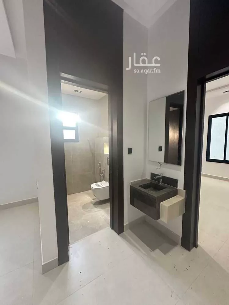Floor for Sale in Riyadh Al Janadriyah صورة 4