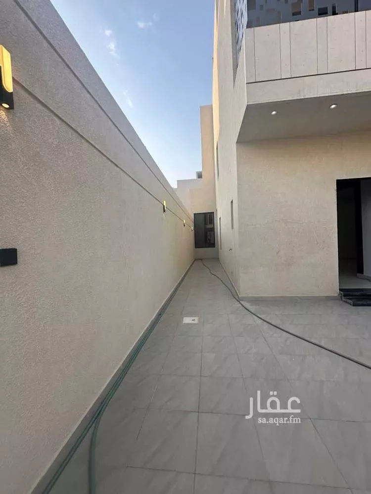Floor for Sale in Riyadh Al Janadriyah صورة 2