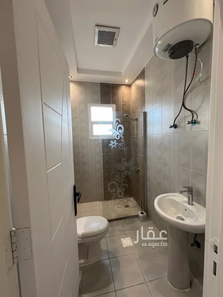 شقة للبيع في شارع وادي هجر, حي الملقا, مدينة الرياض, منطقة الرياض 14