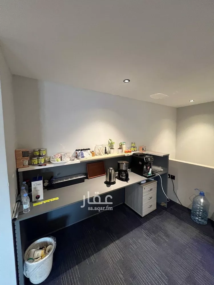 مكتب تجاري للإيجار في شارع الملك عبدالعزيز ابن عبدالرحمن سعود الفرعي, حي الصحافة, مدينة الرياض, منطقة الرياض صورة 4