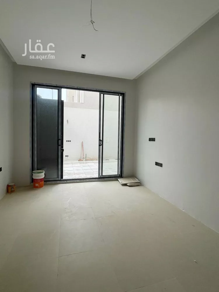 فيلا للبيع في شارع عبدالله القيرواني, حي الرمال, مدينة الرياض, منطقة الرياض 8
