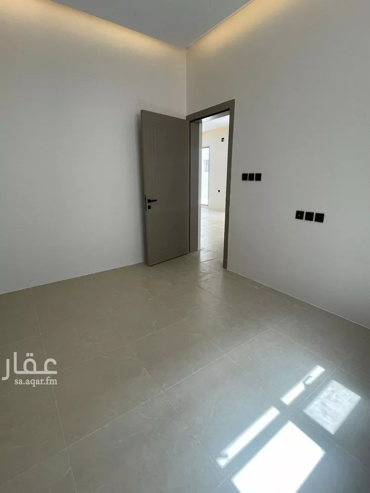 فيلا للبيع في شارع عبدالله القيرواني, حي الرمال, مدينة الرياض, منطقة الرياض 6