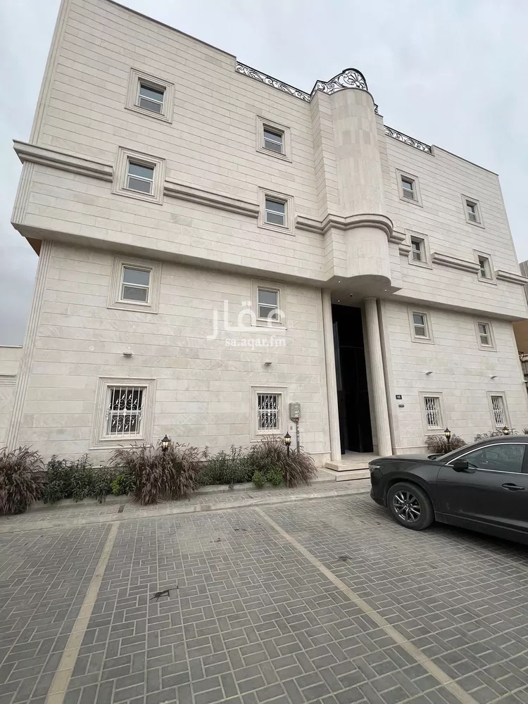 عمارة للإيجار في شارع الامير مقرن بن عبدالعزيز, حي النزهة, مدينة الرياض, منطقة الرياض