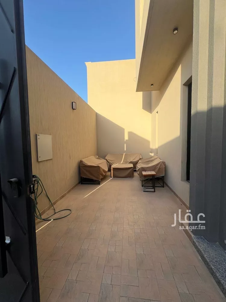 فيلا للإيجار في شارع رقم 322, حي النرجس, مدينة الرياض, منطقة الرياض صورة 2