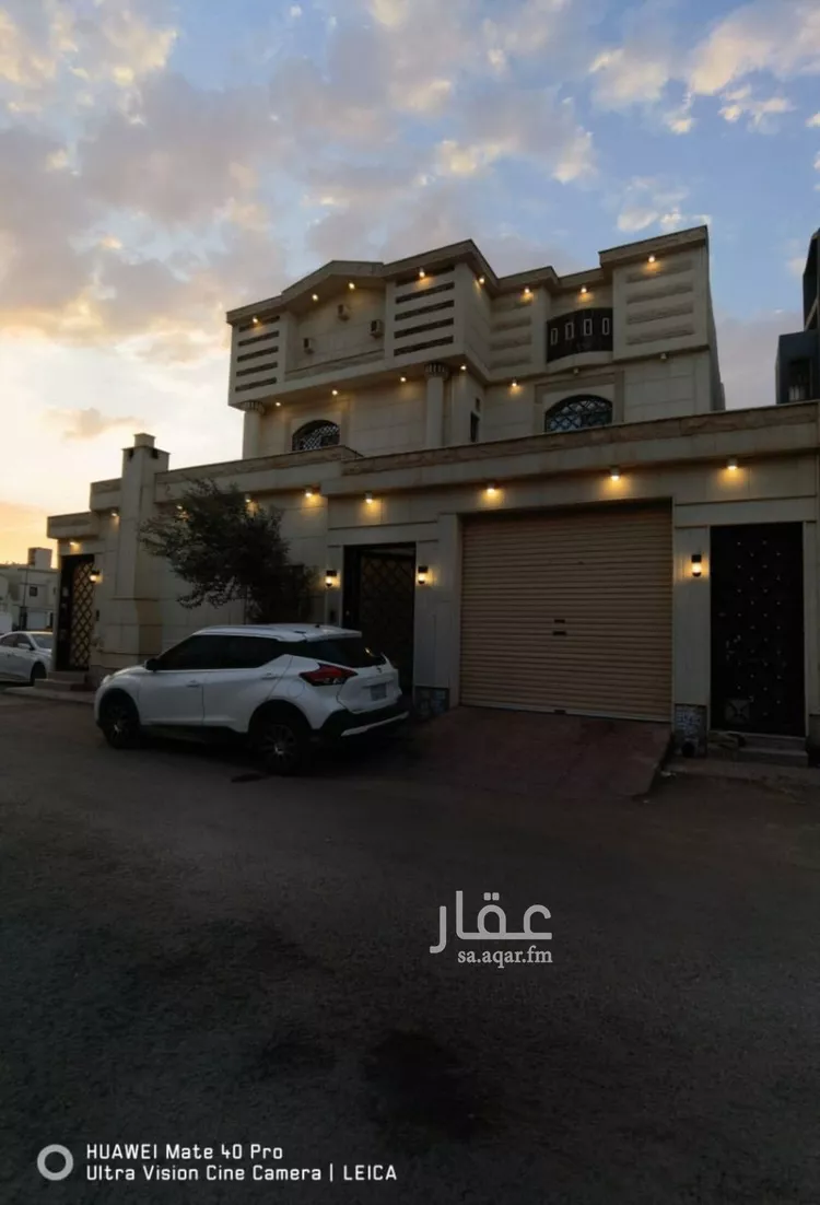 فيلا للبيع في شارع عبدالعزيز الأحيدب, حي الرمال, مدينة الرياض, منطقة الرياض