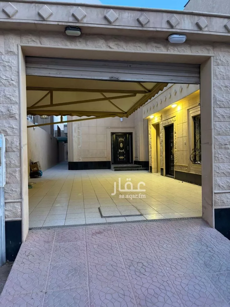 فيلا للبيع في شارع رقم 94, حي ظهرة لبن, مدينة الرياض, منطقة الرياض صورة 3