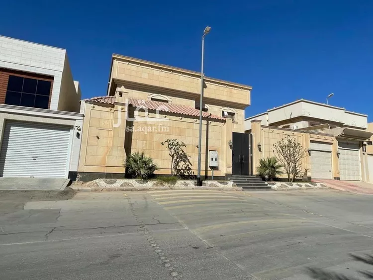 فيلا للبيع في شارع ثابت الثمالي, حي ظهرة البديعة, مدينة الرياض, منطقة الرياض