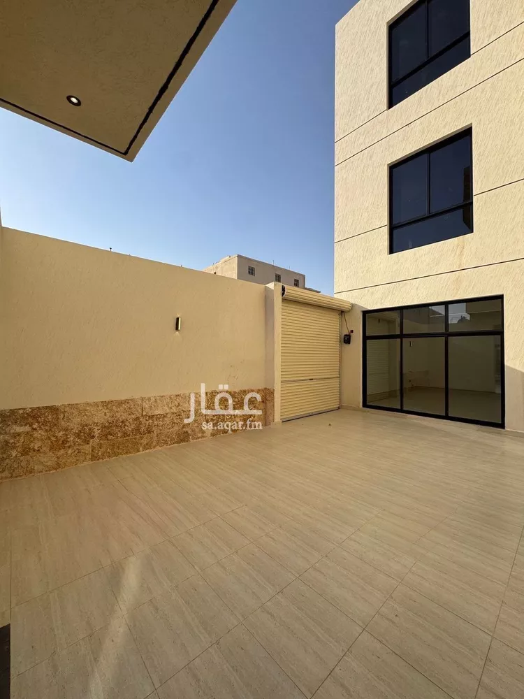 فيلا للبيع في شارع الطائف, حي ظهرة لبن, مدينة الرياض, منطقة الرياض صورة 4