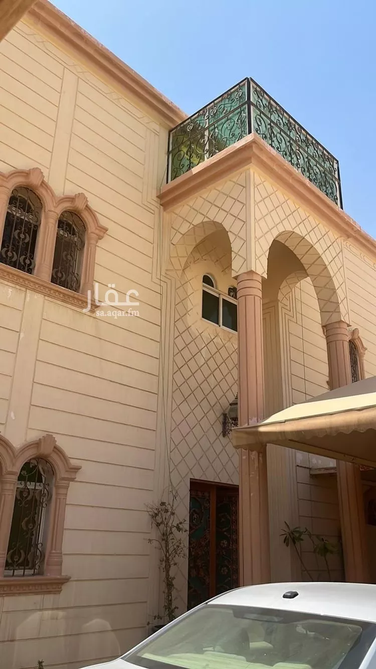 فيلا للبيع في شارع شعران, حي إشبيلية, مدينة الرياض, منطقة الرياض صورة 2