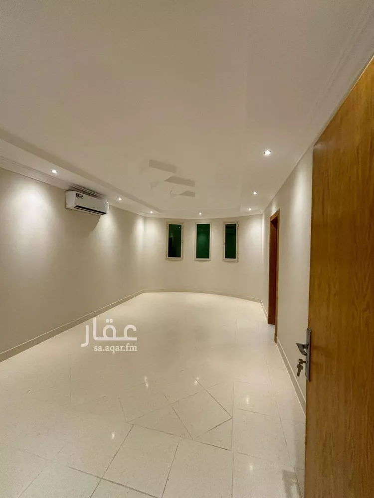 فيلا للإيجار في شارع رقم 499, حي المونسية, مدينة الرياض, منطقة الرياض صورة 2