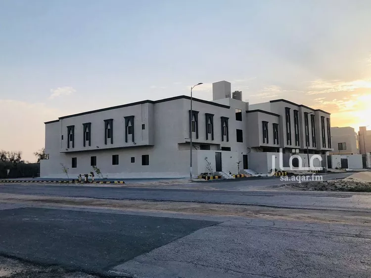 Building for Rent in Al Hofuf Al Shorouq 7
