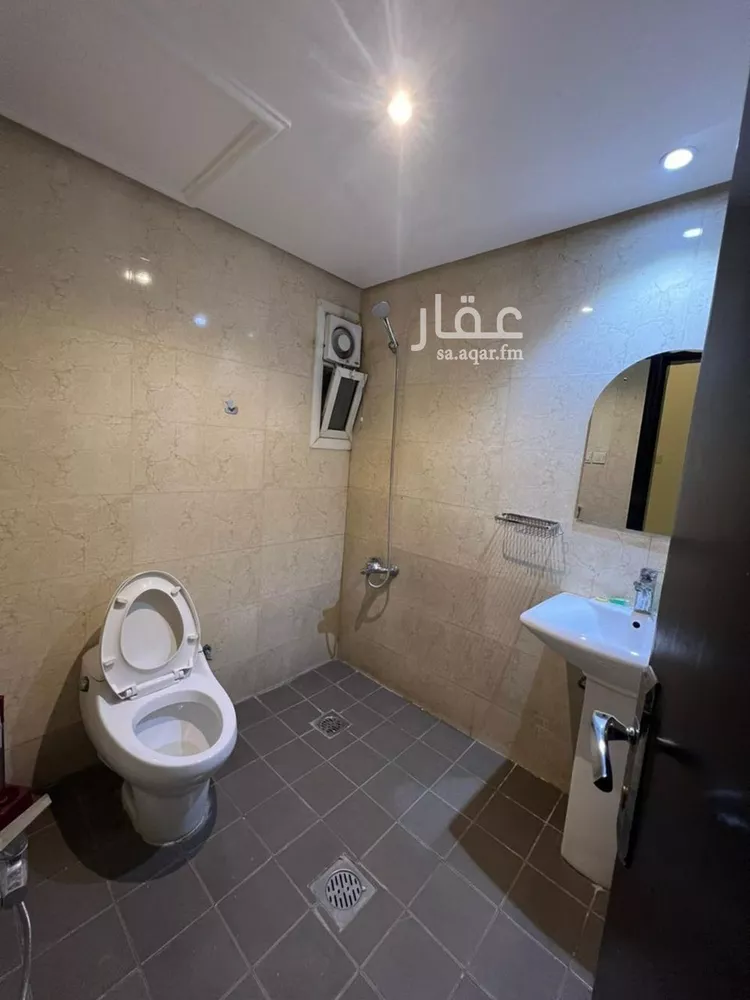 شقة للإيجار في شارع ابي بكر الصديق الفرعي, حي المصيف, مدينة الرياض, منطقة الرياض صورة 2