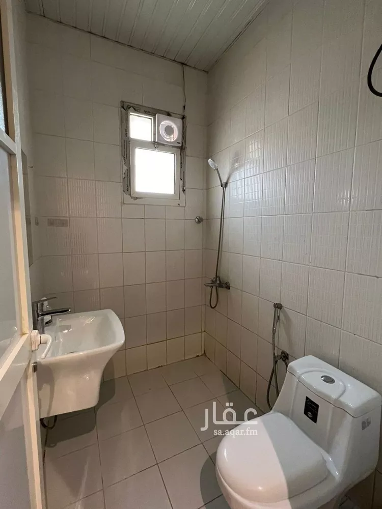 شقة للإيجار في صورة 5