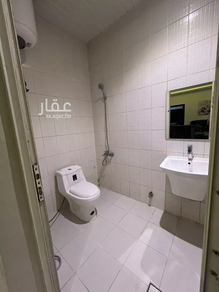شقة للإيجار في صورة 5