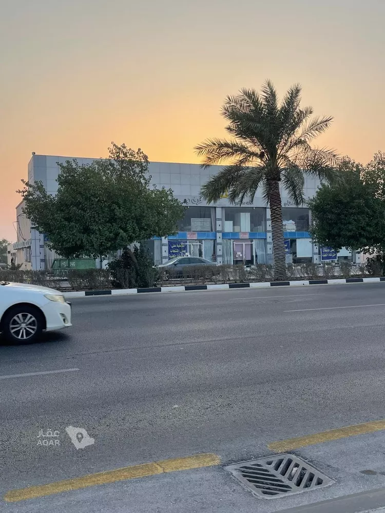 محل للإيجار في شارع طريق الخليج, حي المحار, مدينة القطيف, المنطقة الشرقية