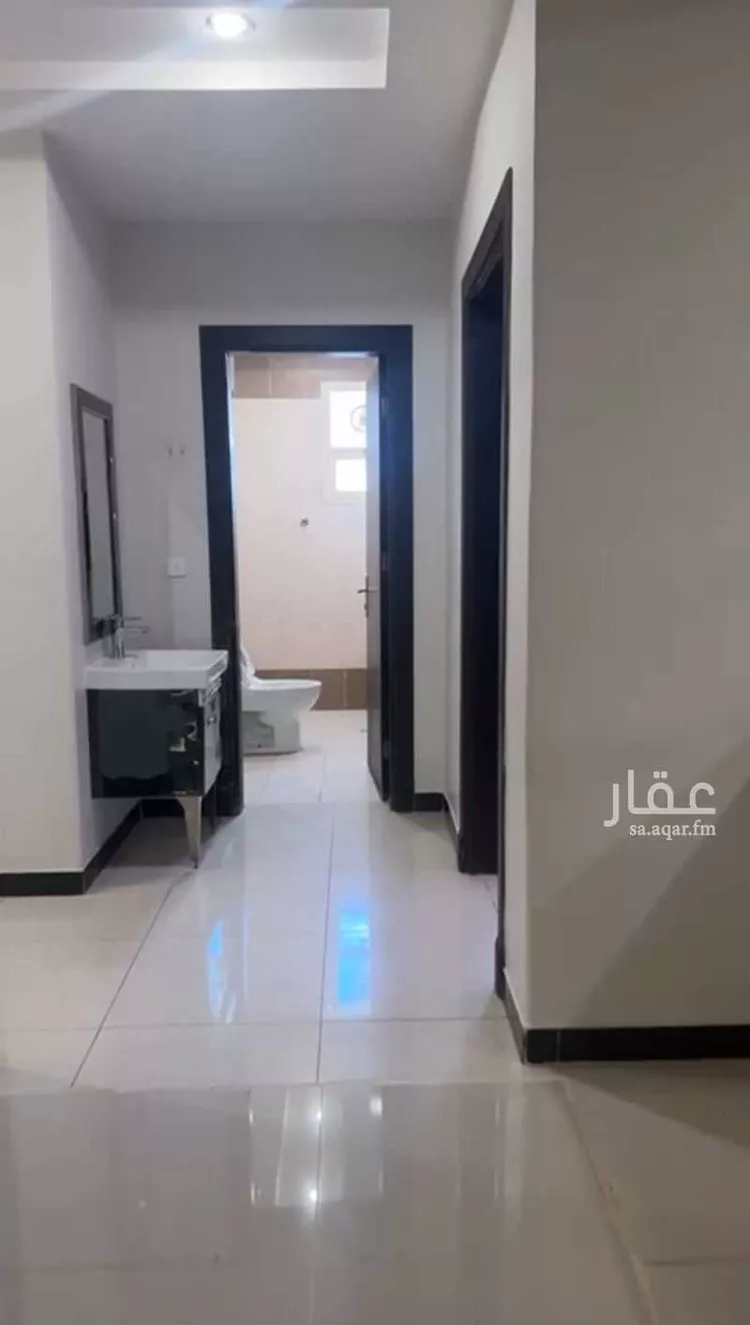 شقة للبيع في شارع وادي البطحاء, حي الملقا, مدينة الرياض, منطقة الرياض صورة 4