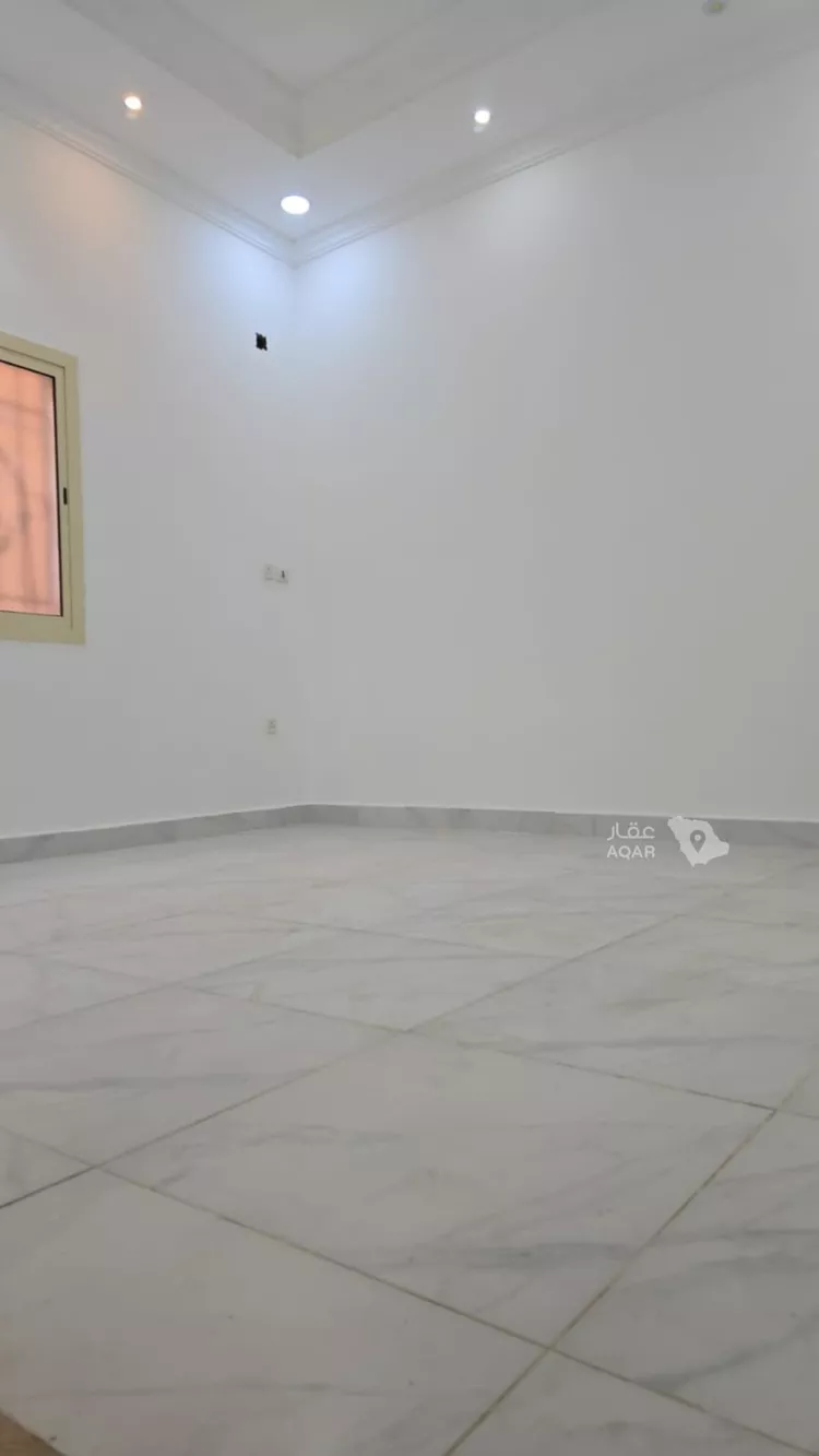 Apartment for Rent in Al Khobar At Tahliyah 3