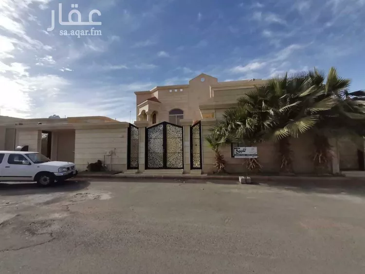 فيلا للبيع في شارع ودقة بن اياس, حي النفل, مدينة حائل, منطقة حائل صورة 2