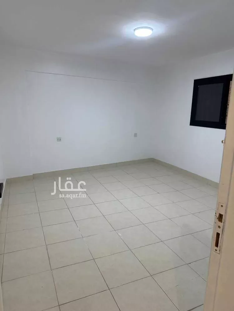 شقة للإيجار في شارع ابن كامل, حي المربع, مدينة الرياض, منطقة الرياض صورة 3
