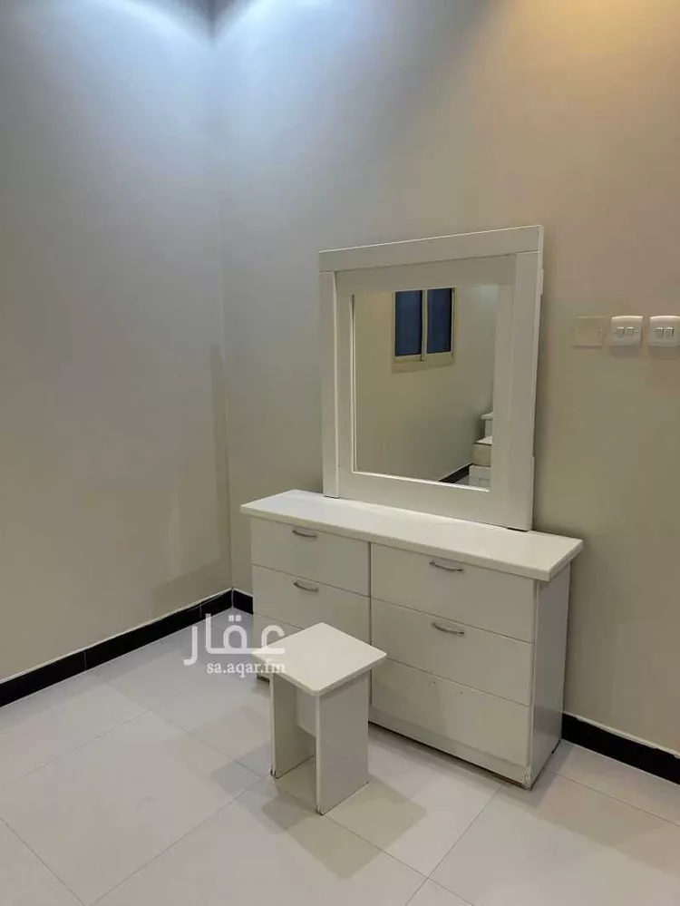 شقة للإيجار في شارع الثمامه, حي الصحافة, مدينة الرياض, منطقة الرياض صورة 4