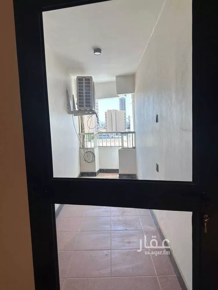 شقة للإيجار في شارع ابن كامل, حي المربع, مدينة الرياض, منطقة الرياض صورة 4