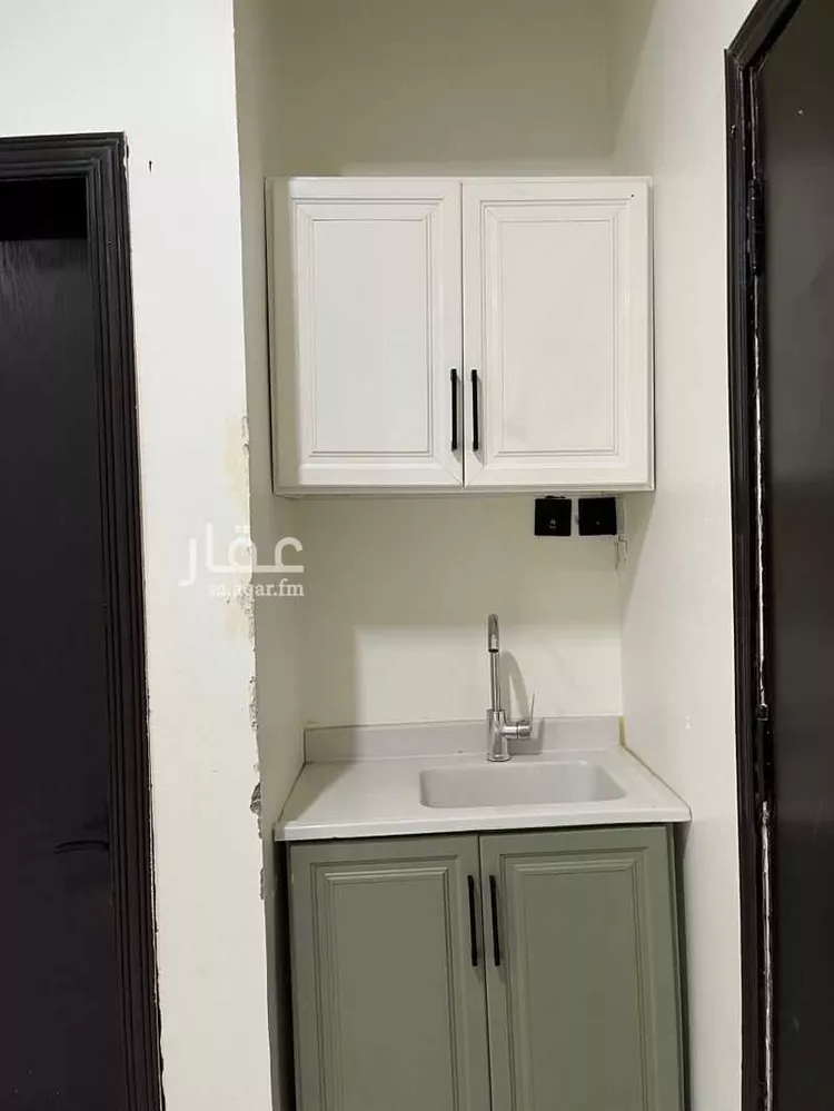 شقة للإيجار في شارع صلاح الدين الايوبي, حي الضباط, مدينة الرياض, منطقة الرياض صورة 4