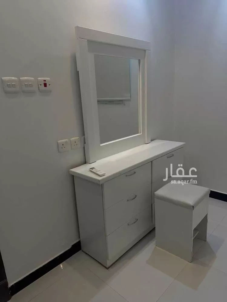 شقة للإيجار في شارع الثمامه, حي الصحافة, مدينة الرياض, منطقة الرياض صورة 4