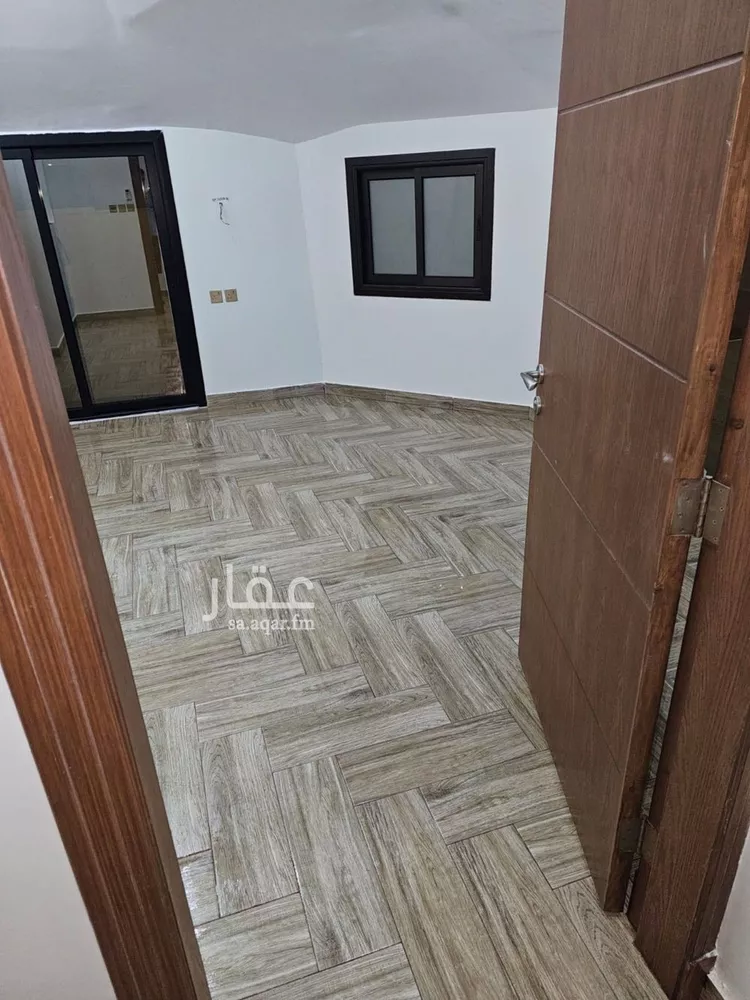 شقة للإيجار في شارع البرهان العسقلاني, حي المصيف, مدينة الرياض, منطقة الرياض