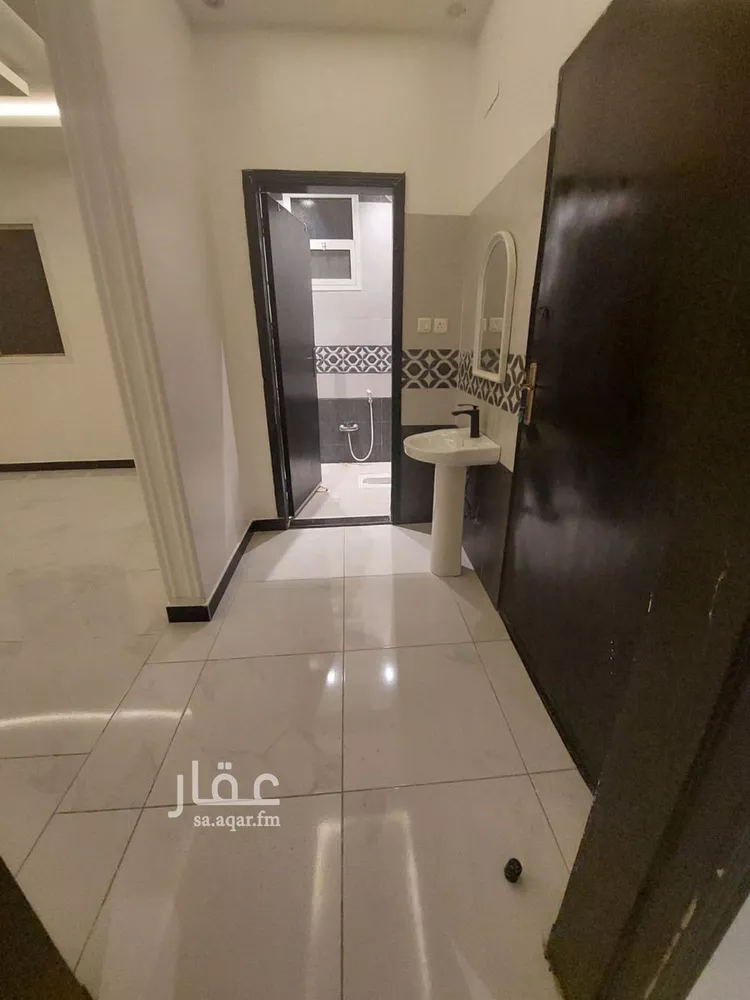 شقة للإيجار في شارع محمد بن زين الدين الطبري, حي الرمال, مدينة الرياض, منطقة الرياض صورة 2