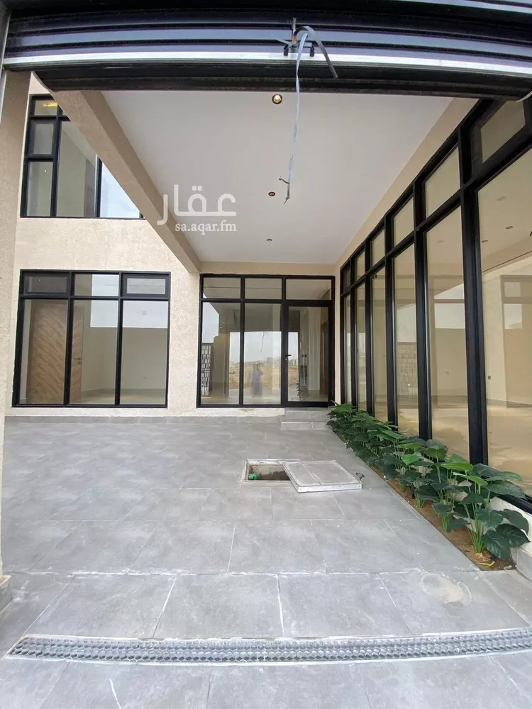 فيلا للبيع في شارع محمد بن هبة الله, حي المهدية, مدينة الرياض, منطقة الرياض صورة 5