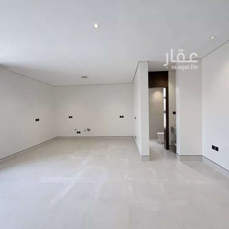 دور للبيع في شارع عائشة بنت ابي بكر, حي شبرا, مدينة الرياض, منطقة الرياض صورة 2