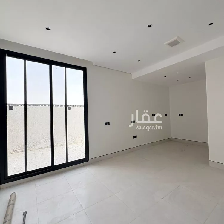 دور للبيع في شارع عائشة بنت ابي بكر, حي شبرا, مدينة الرياض, منطقة الرياض صورة 2