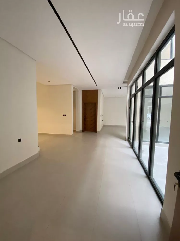 فيلا للبيع في شارع محمد بن هبة الله, حي المهدية, مدينة الرياض, منطقة الرياض صورة 3