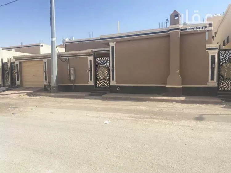 Floor for Sale in Al Muzahimiyah Al GhatGhat