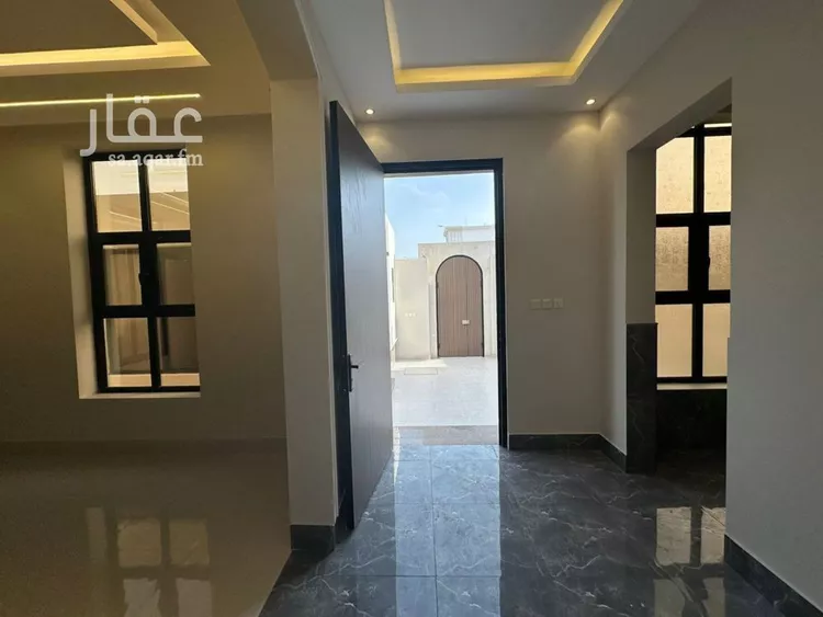 فيلا للبيع في شارع البراء بن مالك, حي الشراع, مدينة الخبر, المنطقة الشرقية 9