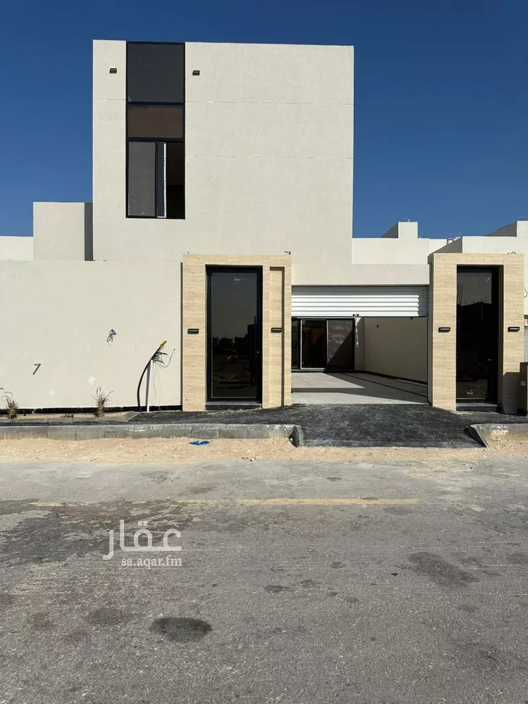فيلا للبيع في شارع الخفجي, حي اللؤلؤ, مدينة الخبر, المنطقة الشرقية